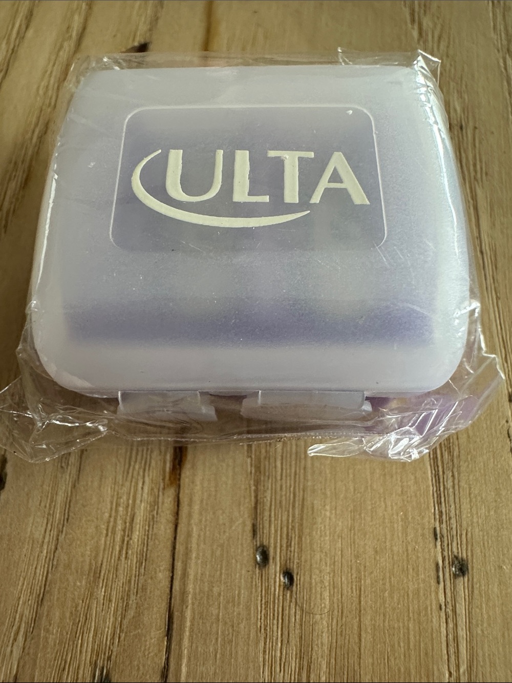 ULTA Compact Duo Large and Small Eye/Lip pencil sharpener  in Purple and White